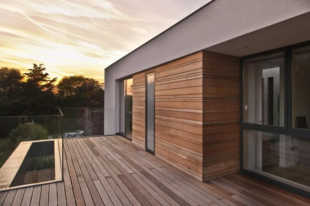 Premium skirting boards Dubai